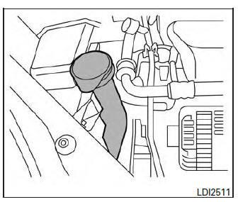 Windshield-washer fluid reservoir