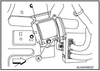 Seat belt retractor : removal and installation