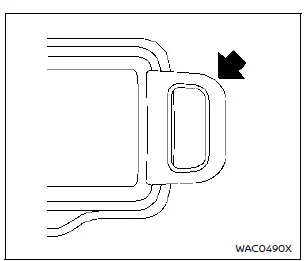 Utilisation du porte-carte intégré au pare-soleil du Nissan Rogue